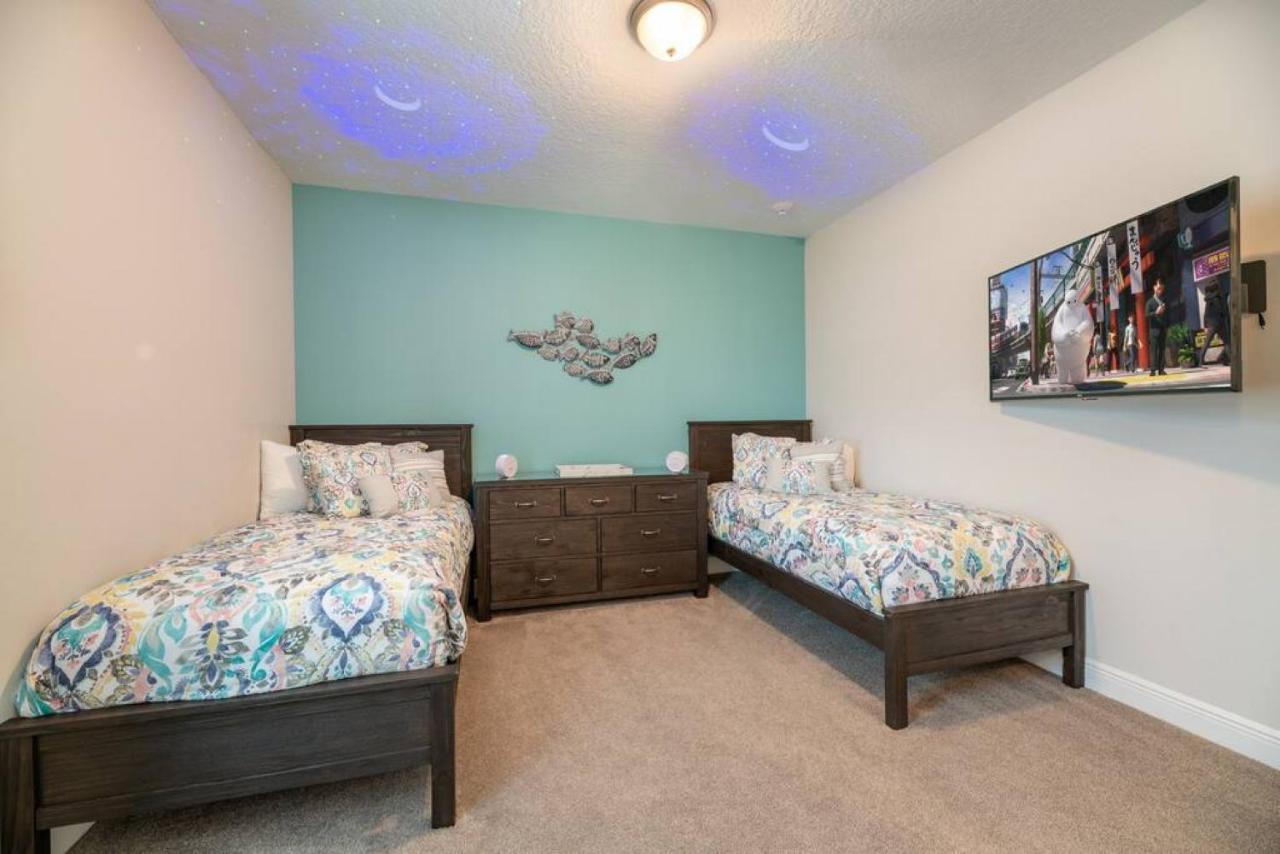 Spacious 8 Bdr Family Home With Arcades And Free Pool Heat Orlando Buitenkant foto