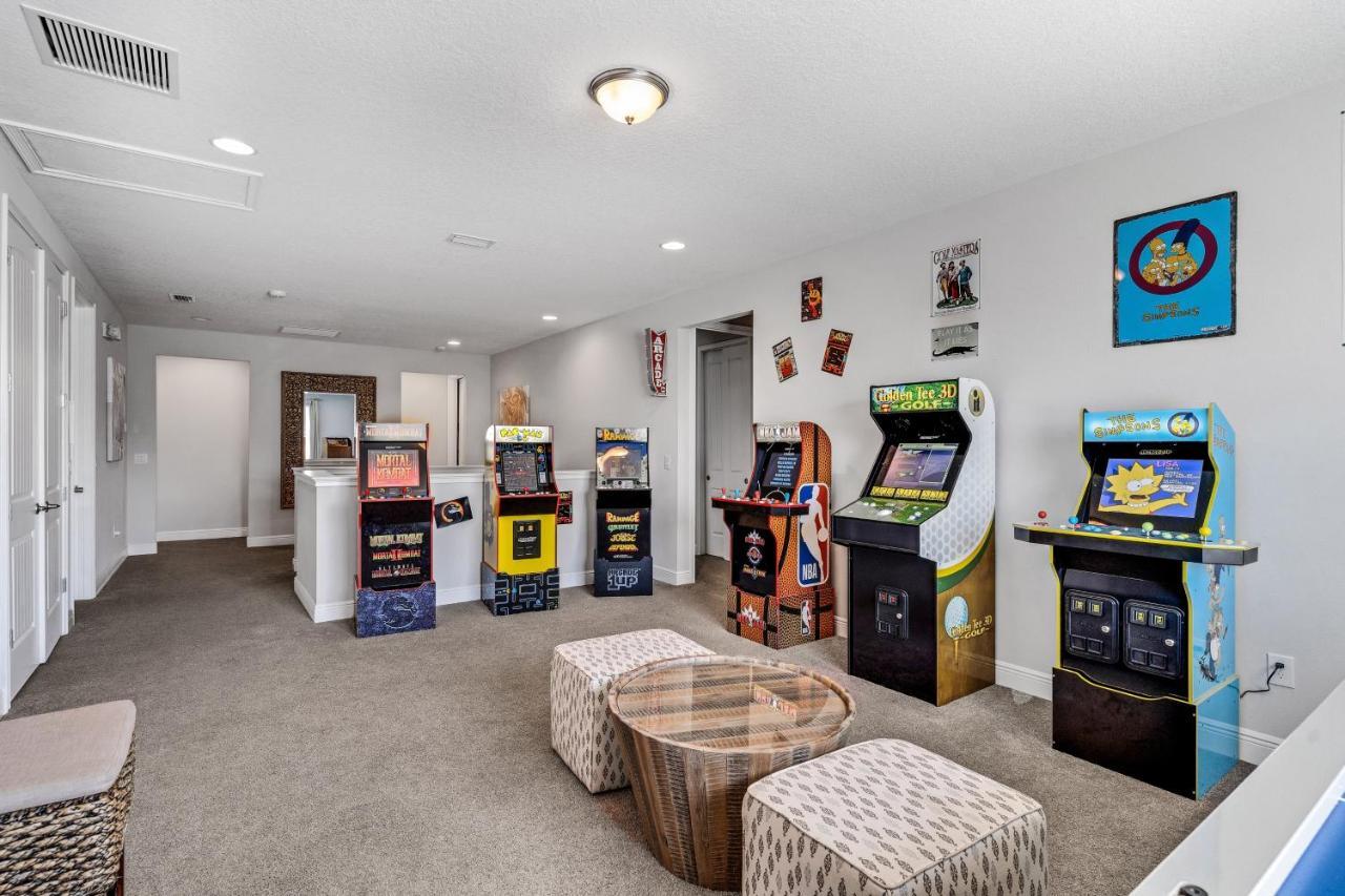 Spacious 8 Bdr Family Home With Arcades And Free Pool Heat Orlando Buitenkant foto