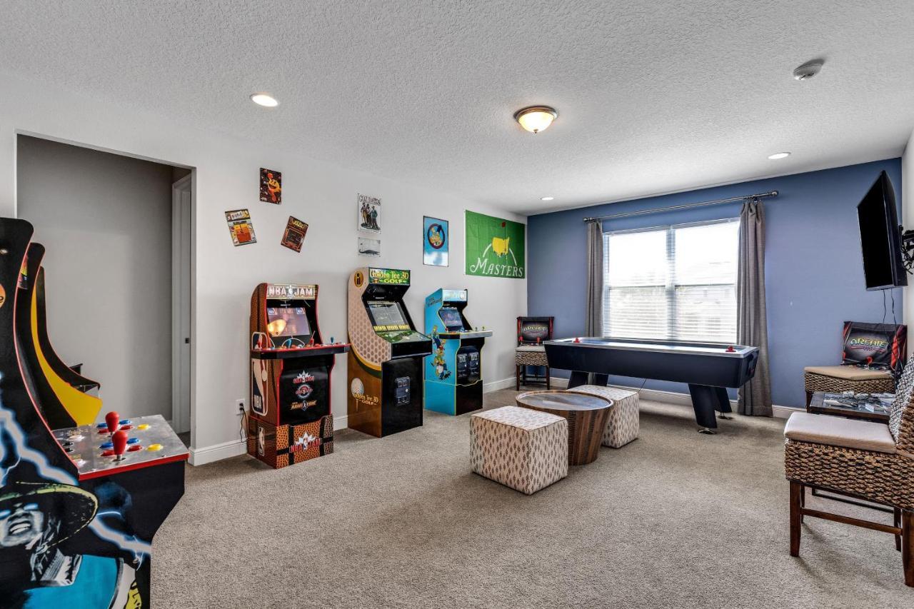 Spacious 8 Bdr Family Home With Arcades And Free Pool Heat Orlando Buitenkant foto